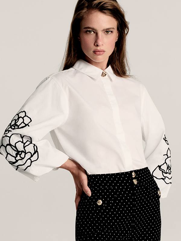 Karl Lagerfeld Paris logo