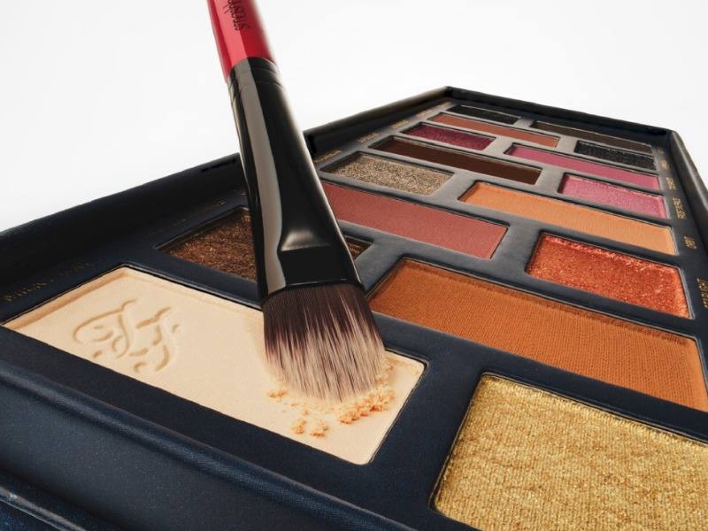 The Cosmetics Warehouse Store logo