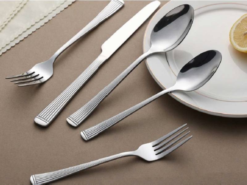 Oxford Mills Factory Outlet logo