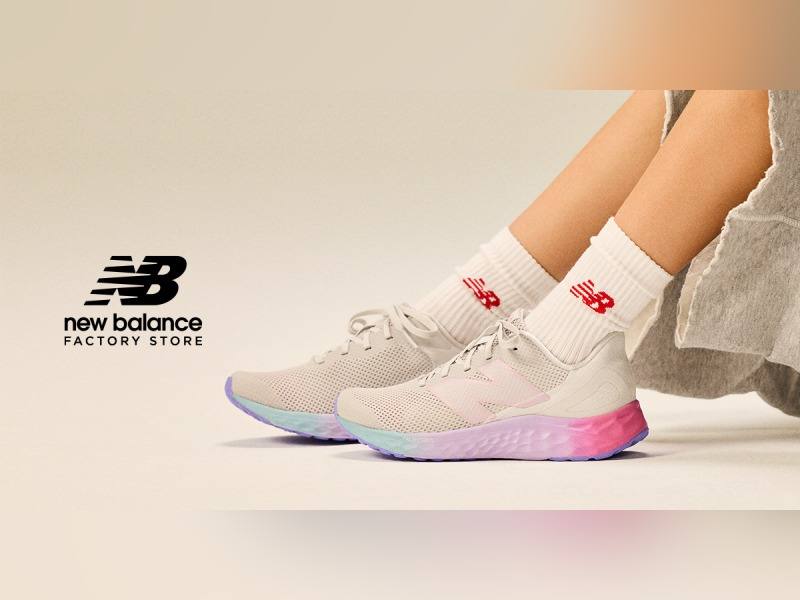 New Balance Clearance Store logo