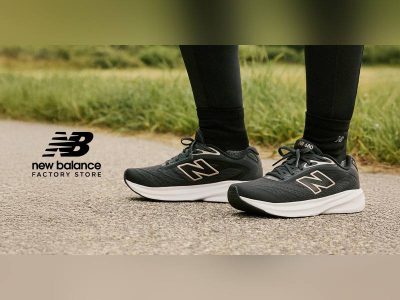 New Balance Clearance Store logo