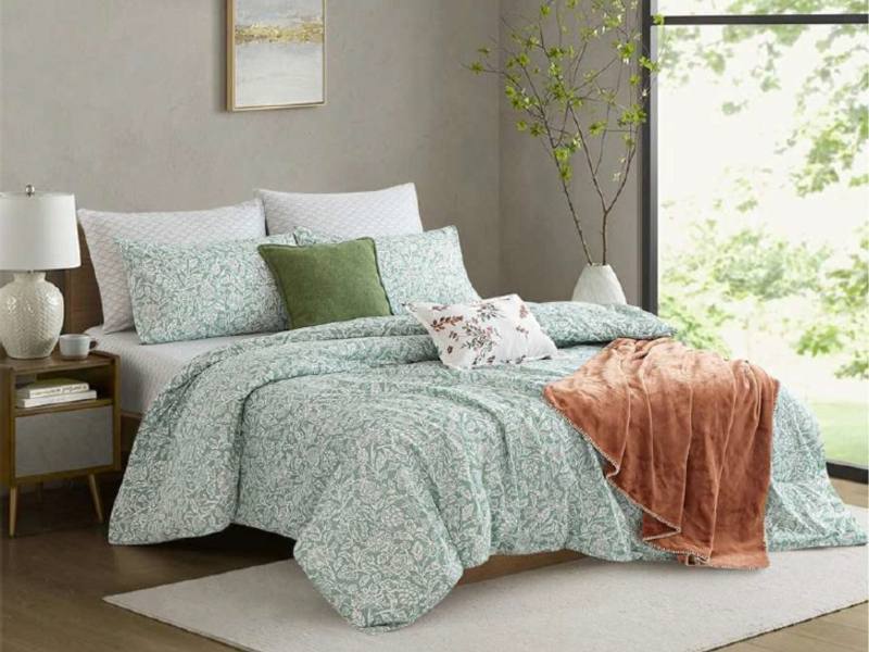 Oxford Mills Factory Outlet logo