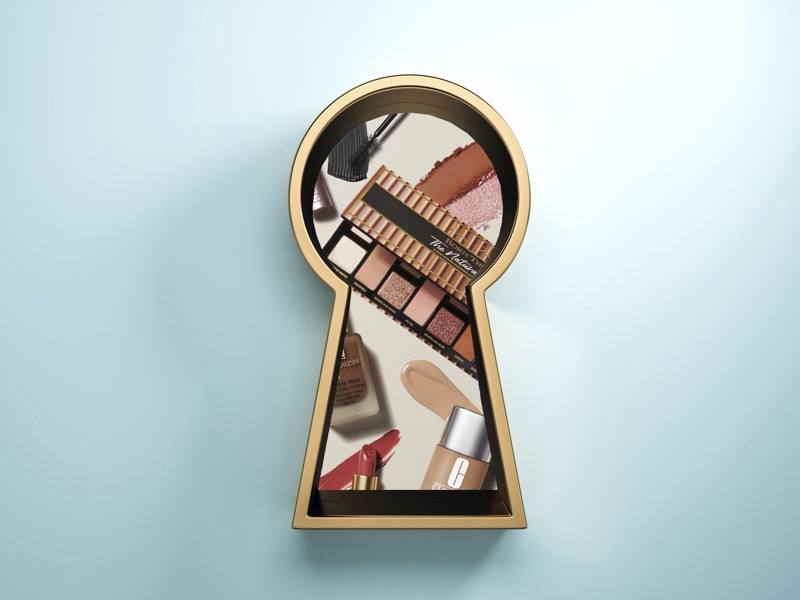 The Cosmetics Warehouse Store logo