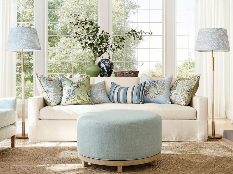 Pottery Barn Outlet logo
