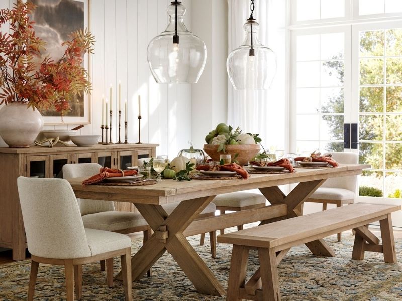 Pottery Barn Outlet logo