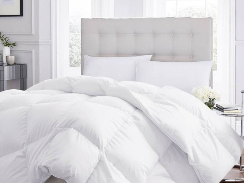 Oxford Mills Factory Outlet logo