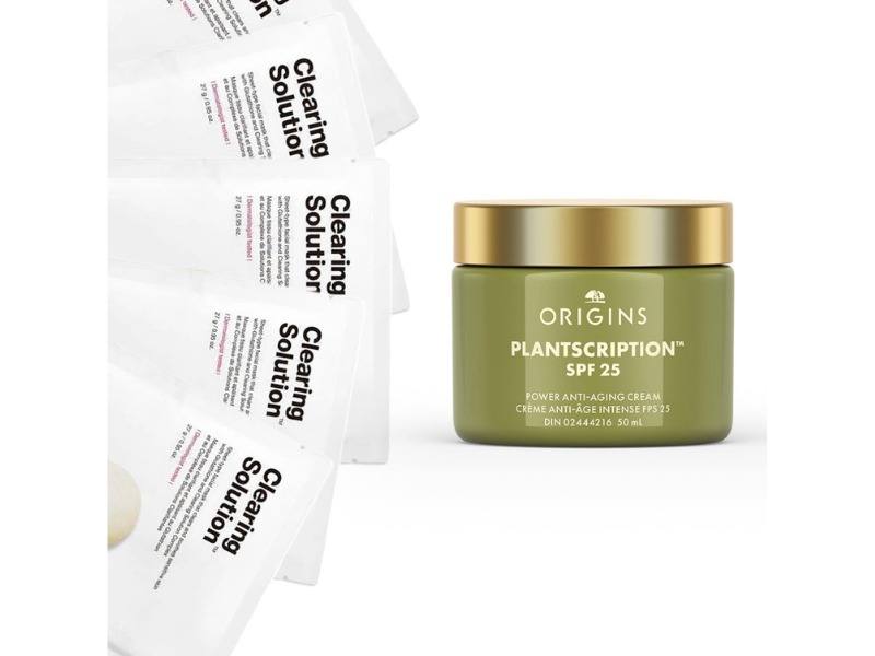 The Cosmetics Company Store logo