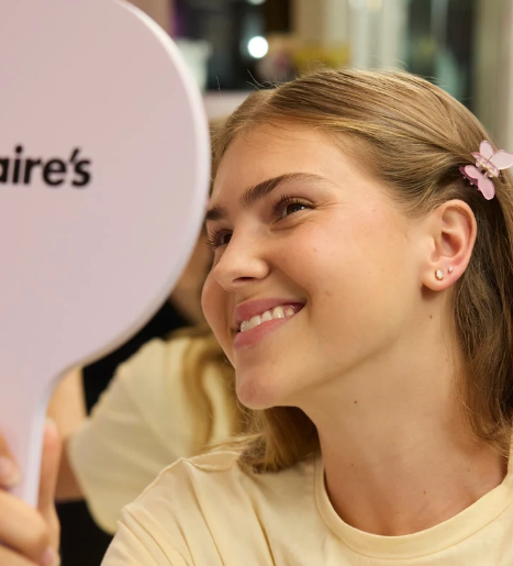 Claire's logo
