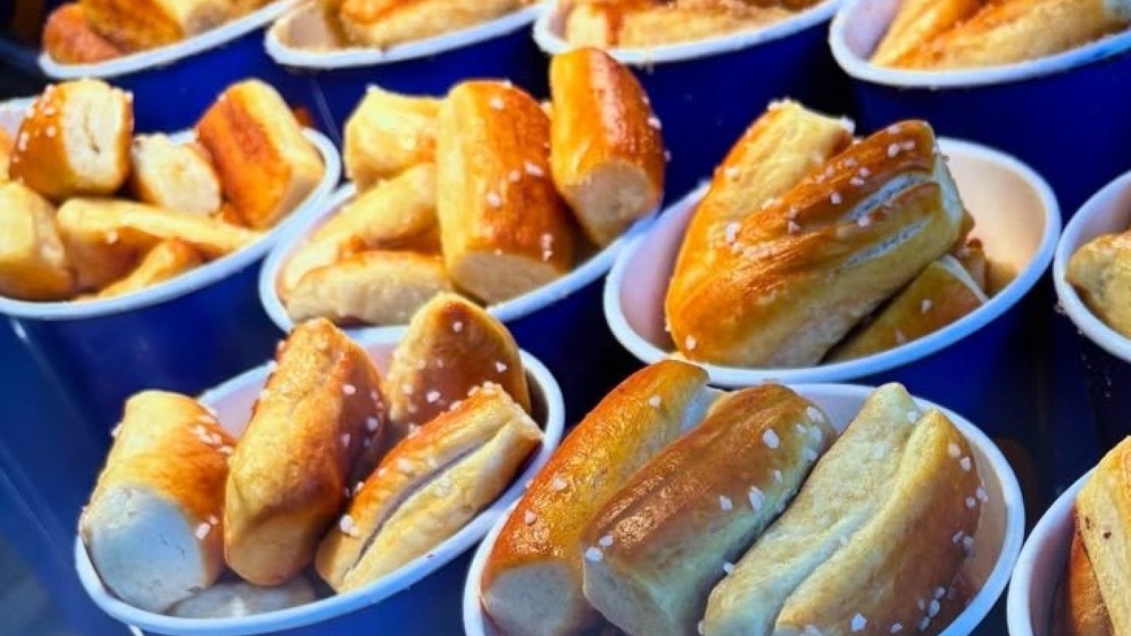 Auntie Anne's logo