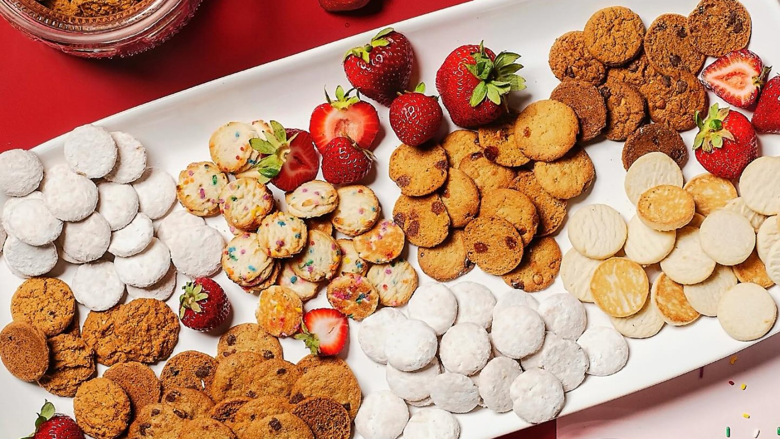 Byrds Famous Cookies logo