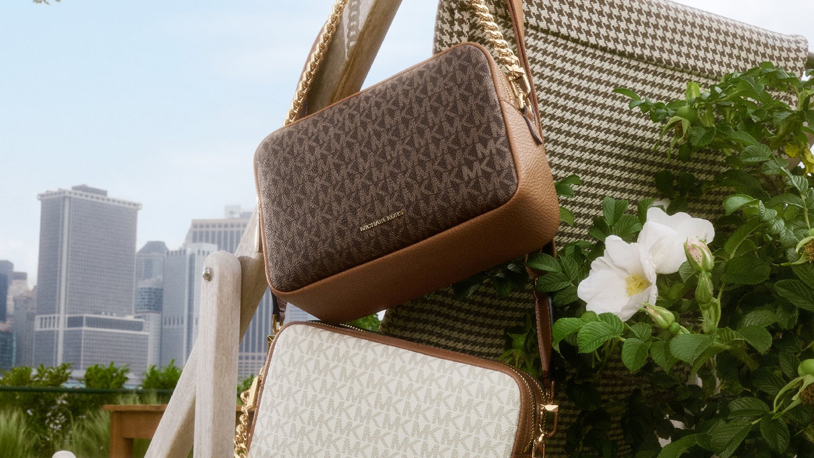 Michael Kors logo