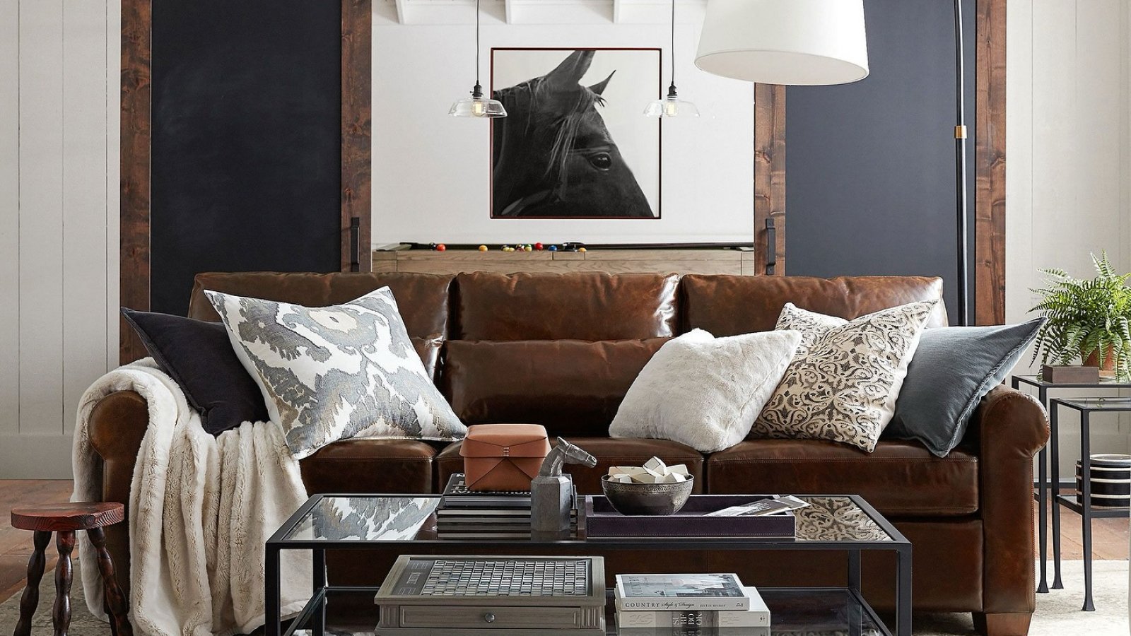 Pottery Barn Outlet logo