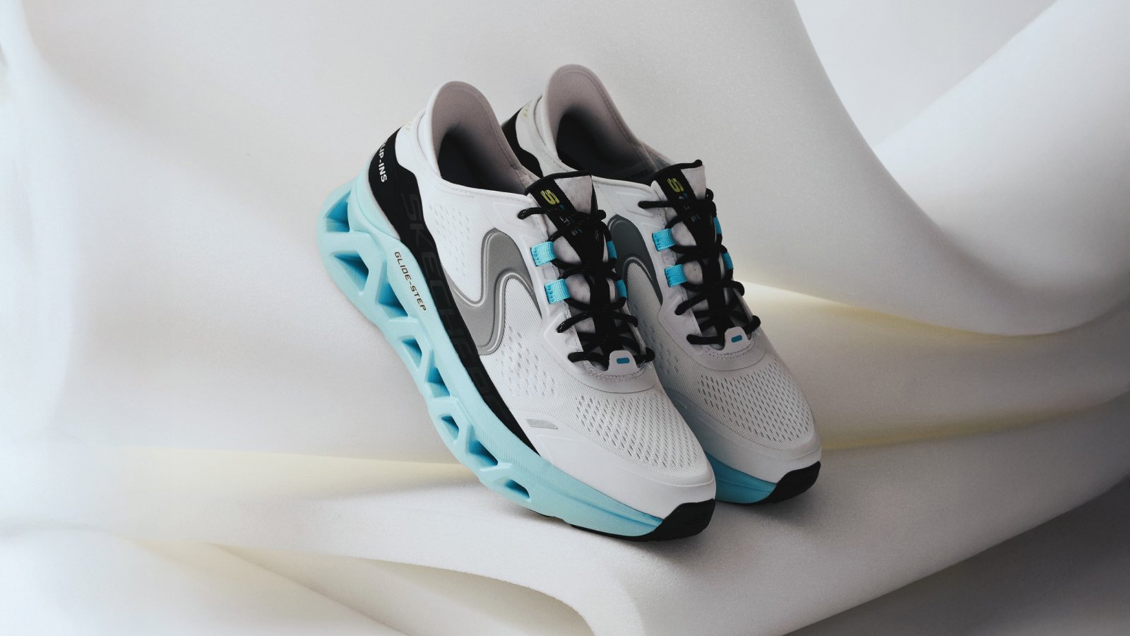 Skechers deal image