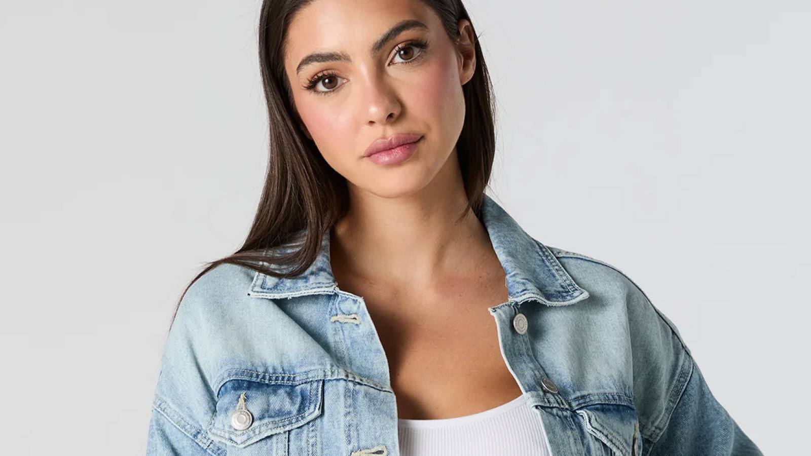 Charlotte Russe Outlet logo